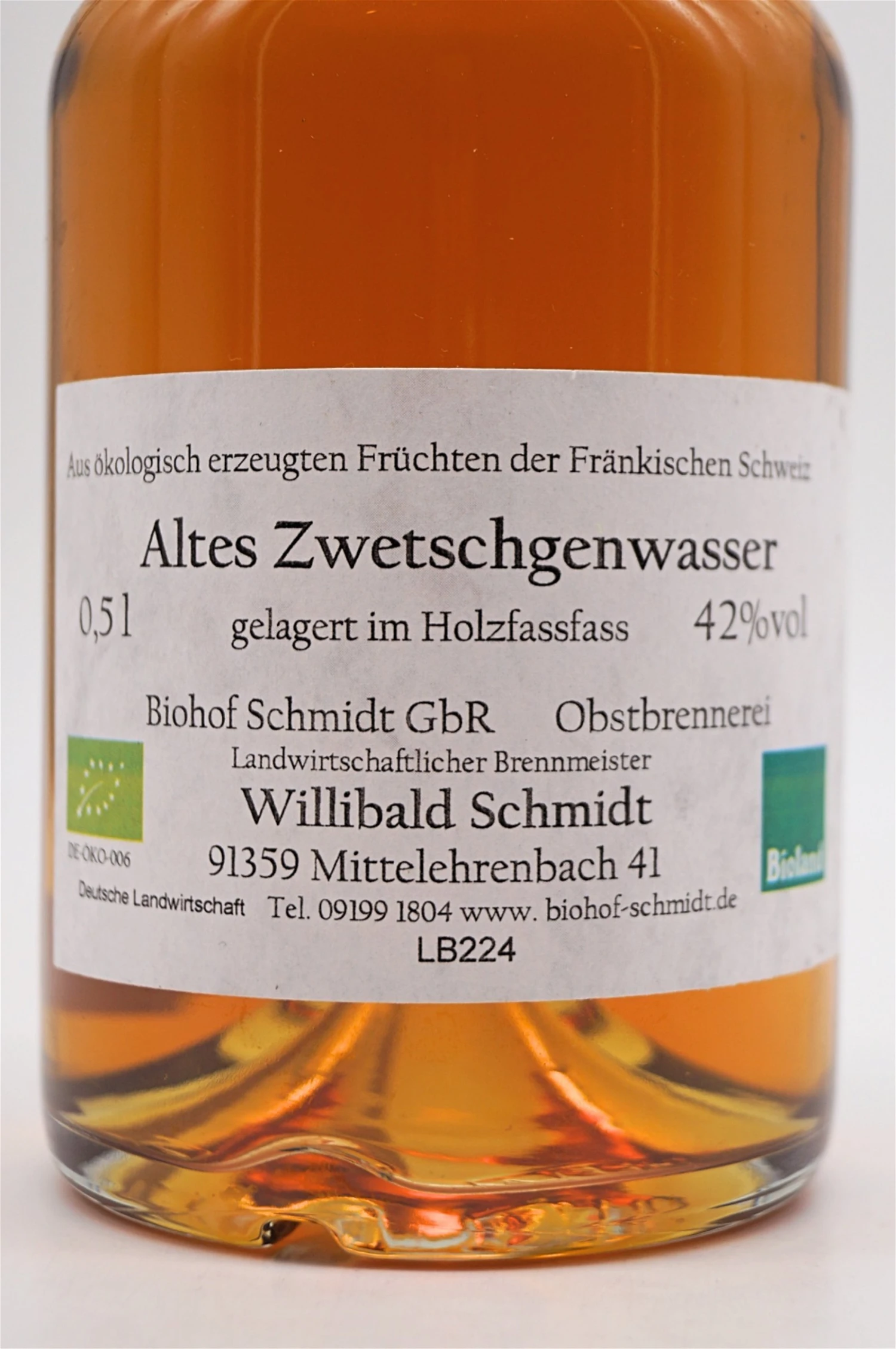 Bio Altes Zwetschgenwasser Ausgebaut Im Holzfass 2 Bio Altes Zwetschgenwasser Ausgebaut Im Holzfass – Bild 2