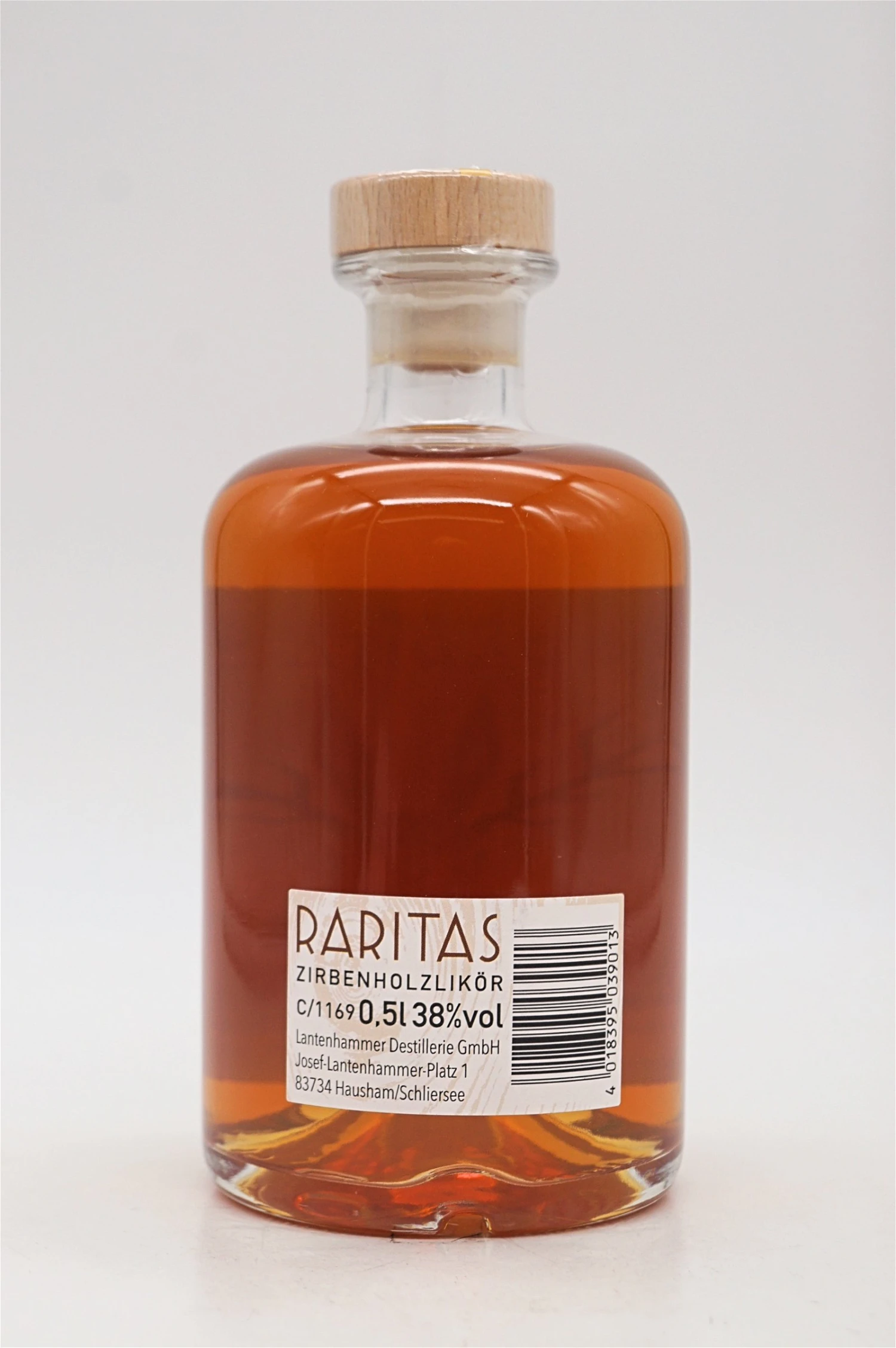 Raritas Zirbenholzlikör 2 Raritas Zirbenholzlikör – Bild 2