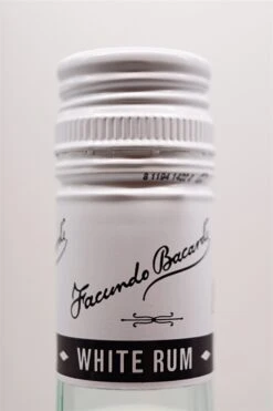 Carta Blanca Superior White Rum 9 Carta Blanca Superior White Rum -Baileys Verkäufe dsc08941